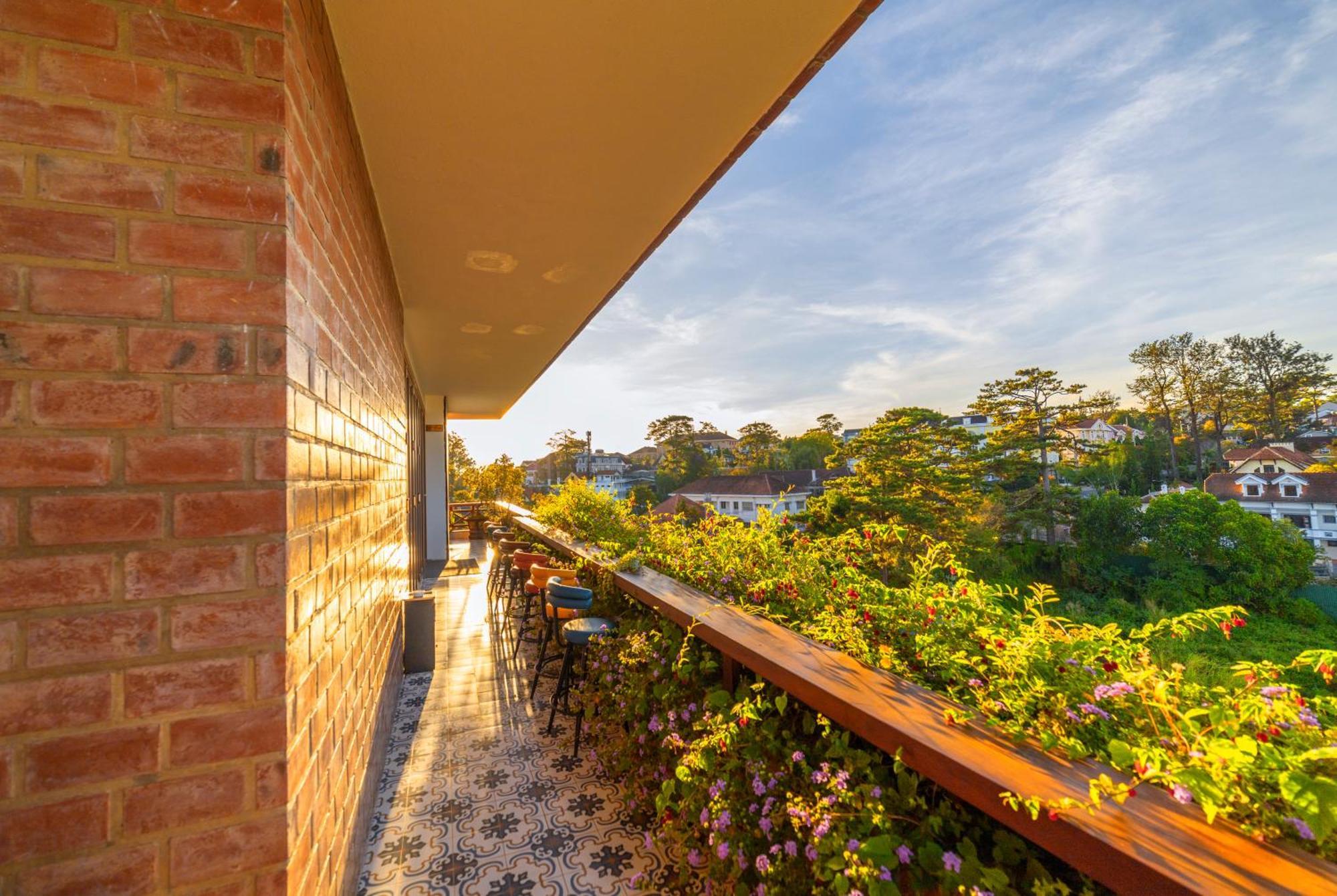 Brick House Dalat Hotel Da Lat Exterior foto